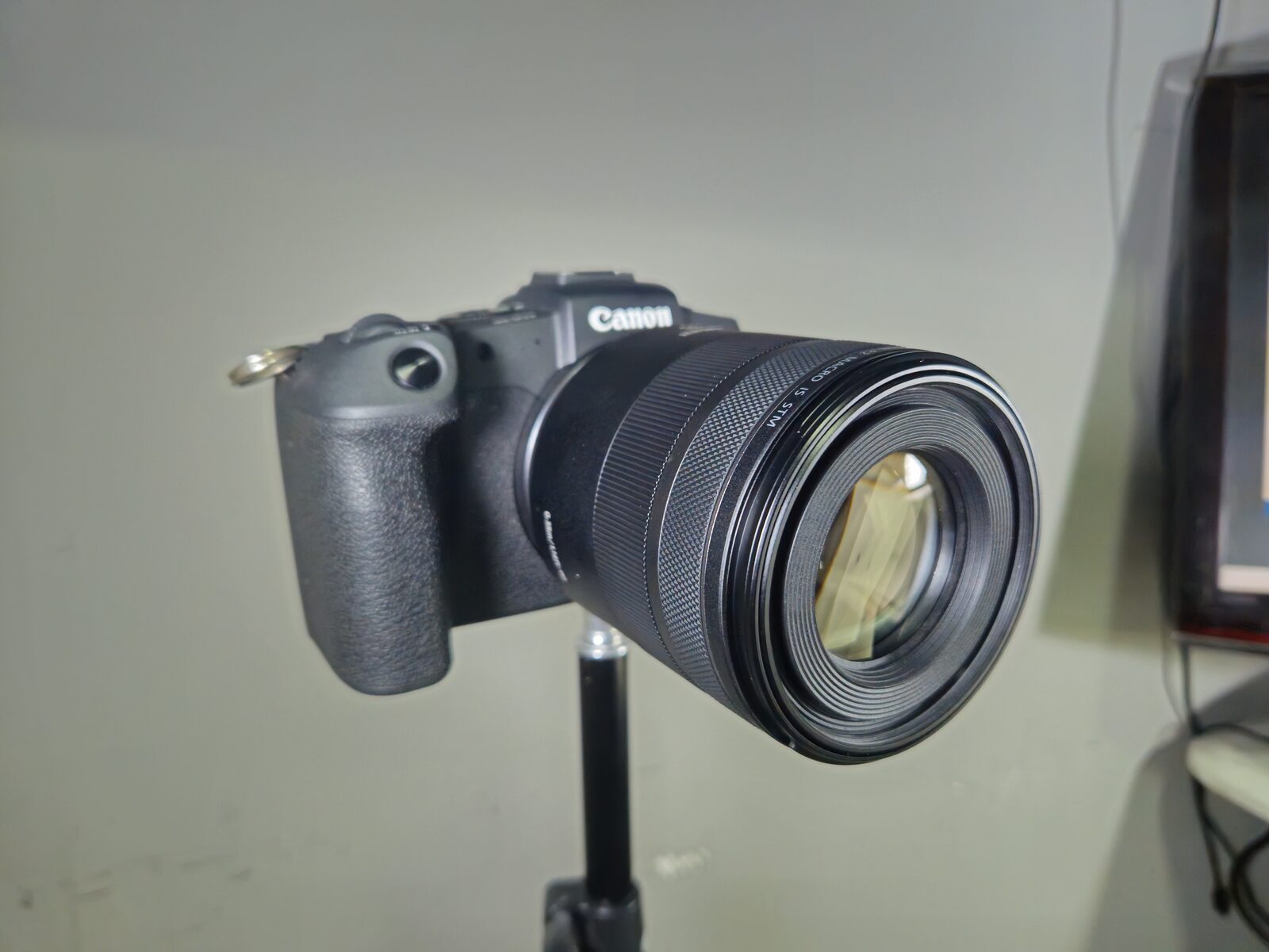 Equipamento Canon em bastidores de produção fotográfica